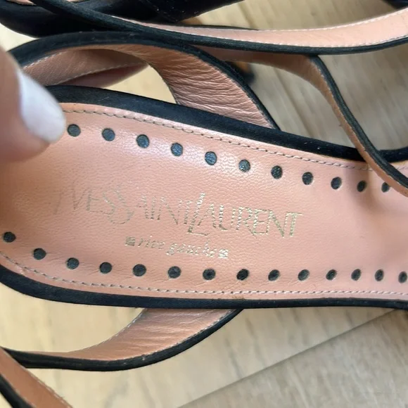 Yves Saint Laurent open toe heels - Picture 5 of 5